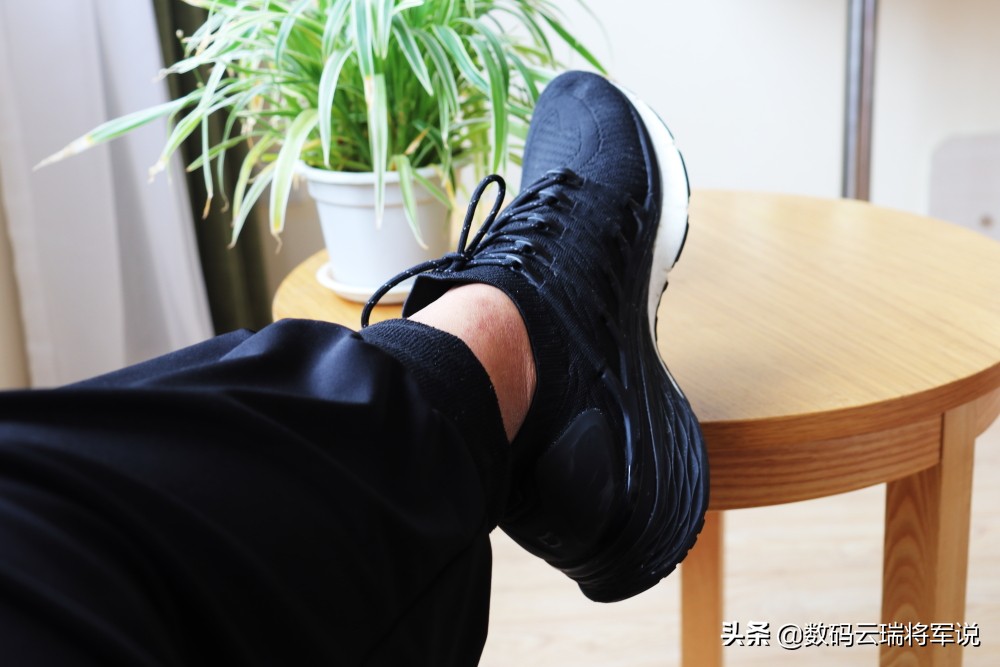 耐克阿迪鞋舒适感,舒适感好不累脚的鞋