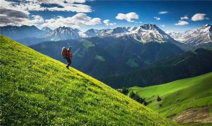 北疆大环线9天旅游路线,北疆大环线详细旅游攻略