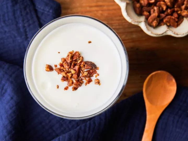 椒盐山核桃仁,核桃仁咸香酥脆的家庭做法