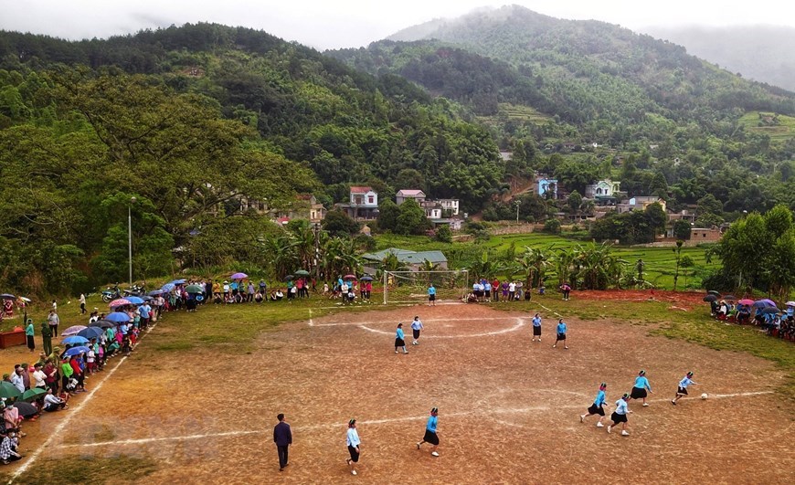 越南女子个人踢球视频,越南女子足球2019
