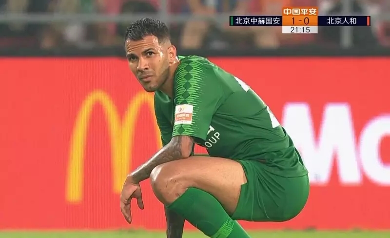 一夜之间四大皆空,连续3年半程崩盘,北京国安的问题出在哪?