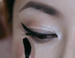 免胶睫毛保姆级教程,下睫毛怎么贴能放大双眼