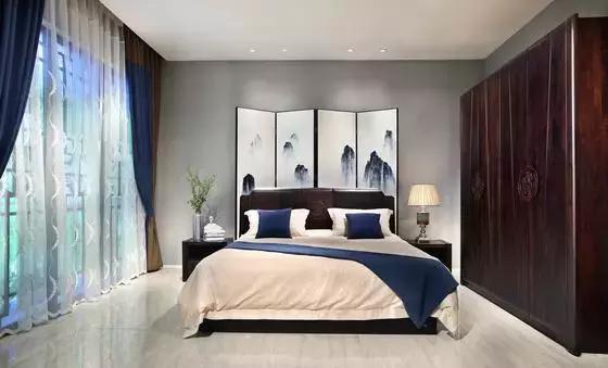 华日家居荣膺新浪家居“2018年度消费者信赖品牌”