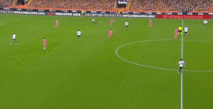 皇马后卫失误,皇马缺9号位问题严重