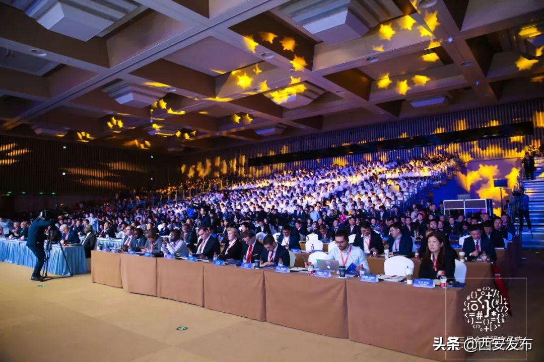 全球程序员在西安狂欢，他们真的太太太太太太太太难了……