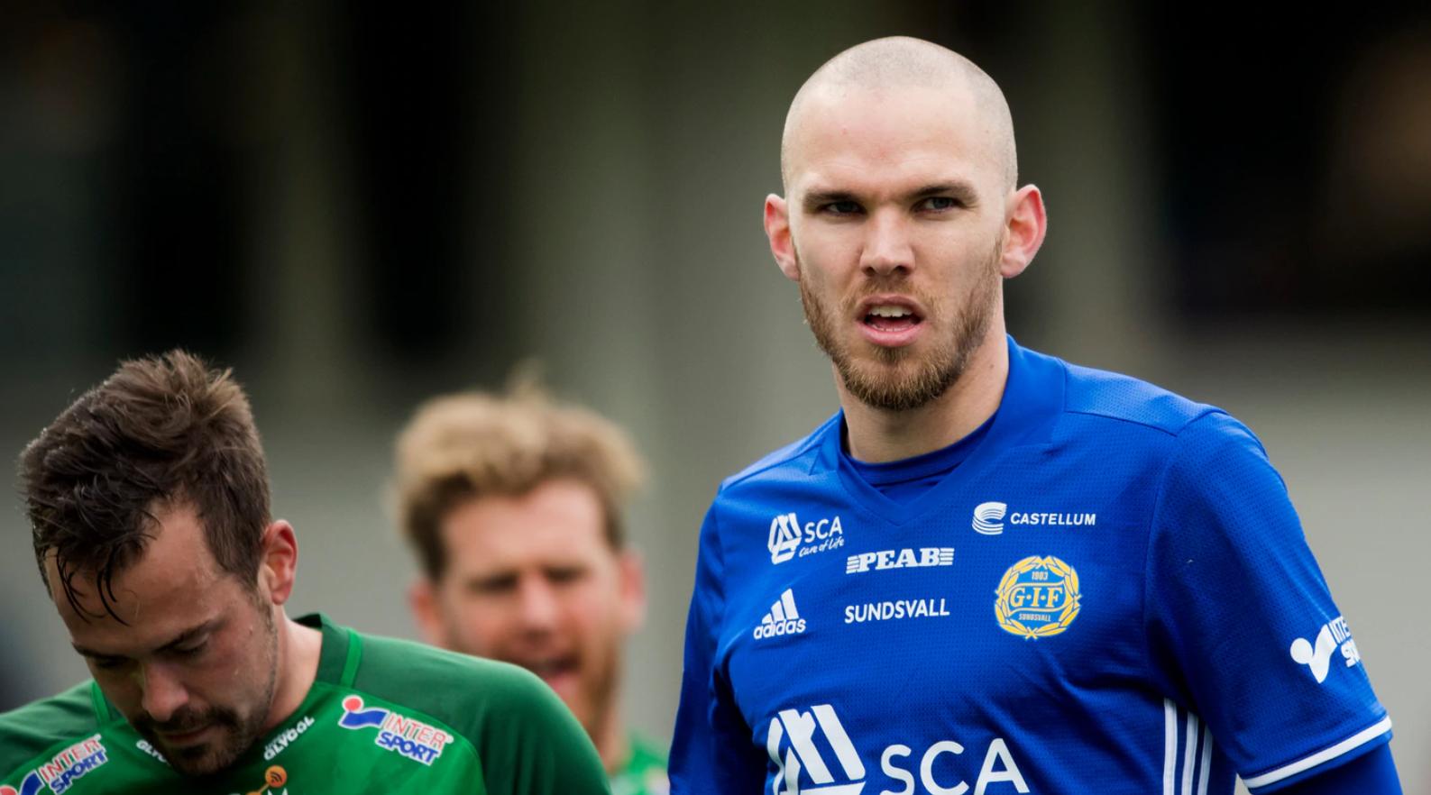 足球人物中超,中超励志哥张弛