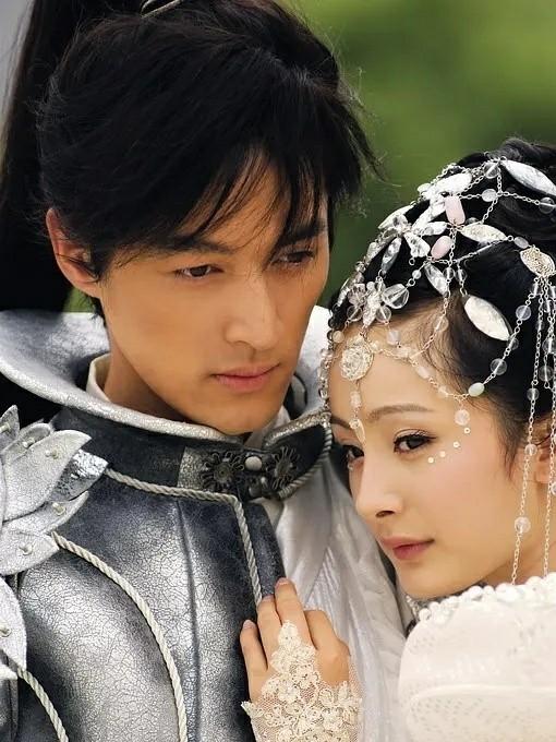 胡歌看仙剑奇侠传一,仙剑奇侠传之天之痕胡歌主角