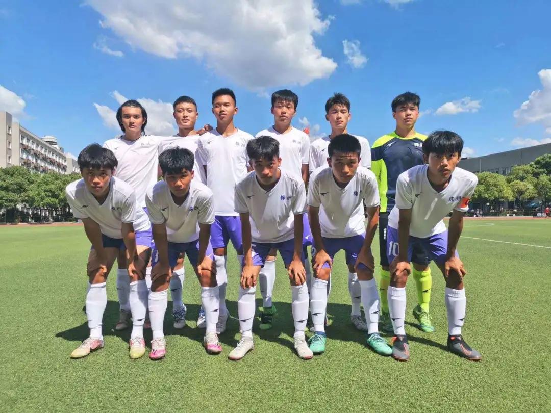 株洲二中足球队湖南省冠军,23年株洲市二中足球队