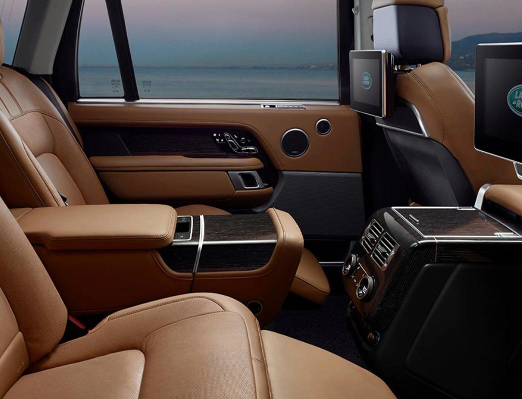 路虎揽胜运动版真不如卡宴吗,路虎揽胜和保时捷卡宴操控更好