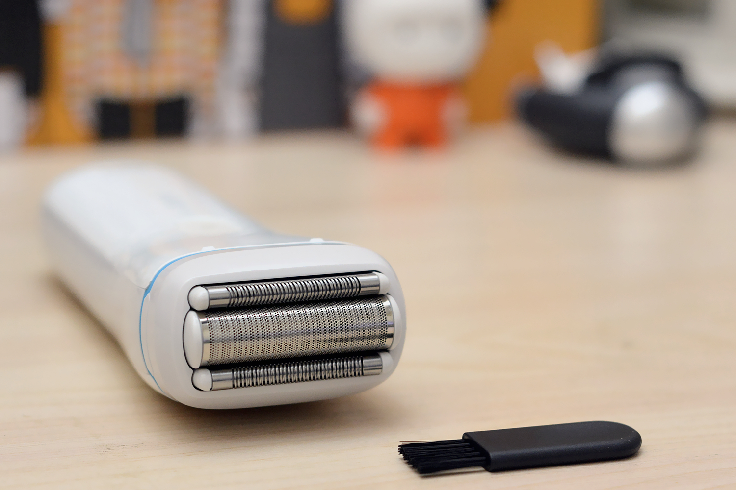 须眉便携电动剃须刀,须眉剃须刀灵动