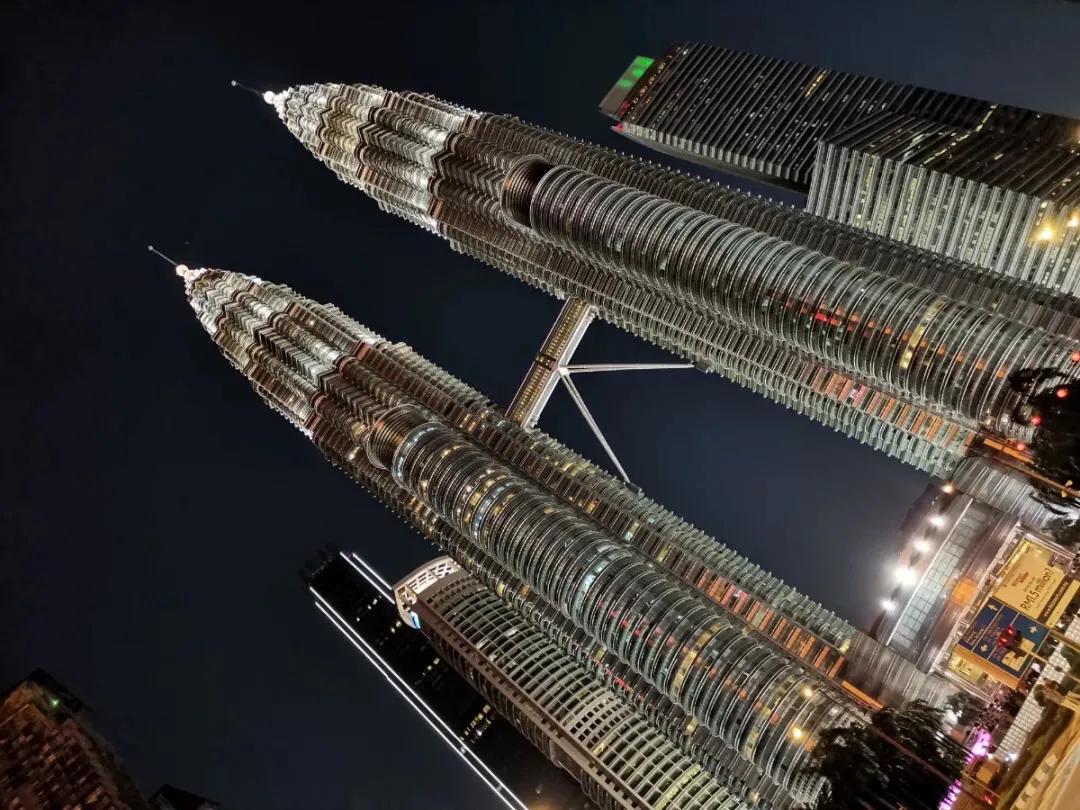 澶ч┈鐣欏鐢熸椿鎴愭湰,澶ч┈鐣欏閬垮潙鎸囧崡