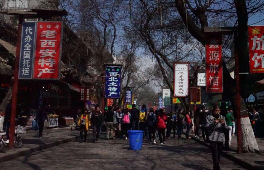 国内十条坑人的美食街,国内最坑游客的十条美食街红黑榜