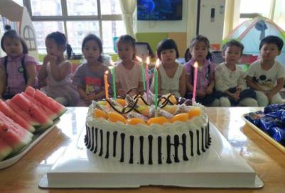 幼儿园孩子过生日不带蛋糕怎么过,孩子过生日要不要送蛋糕去学校