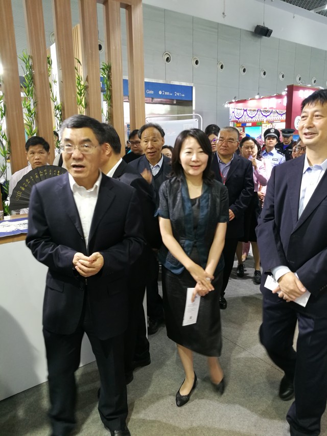 东坡文旅特色亮相旅博会,眉山文旅展会