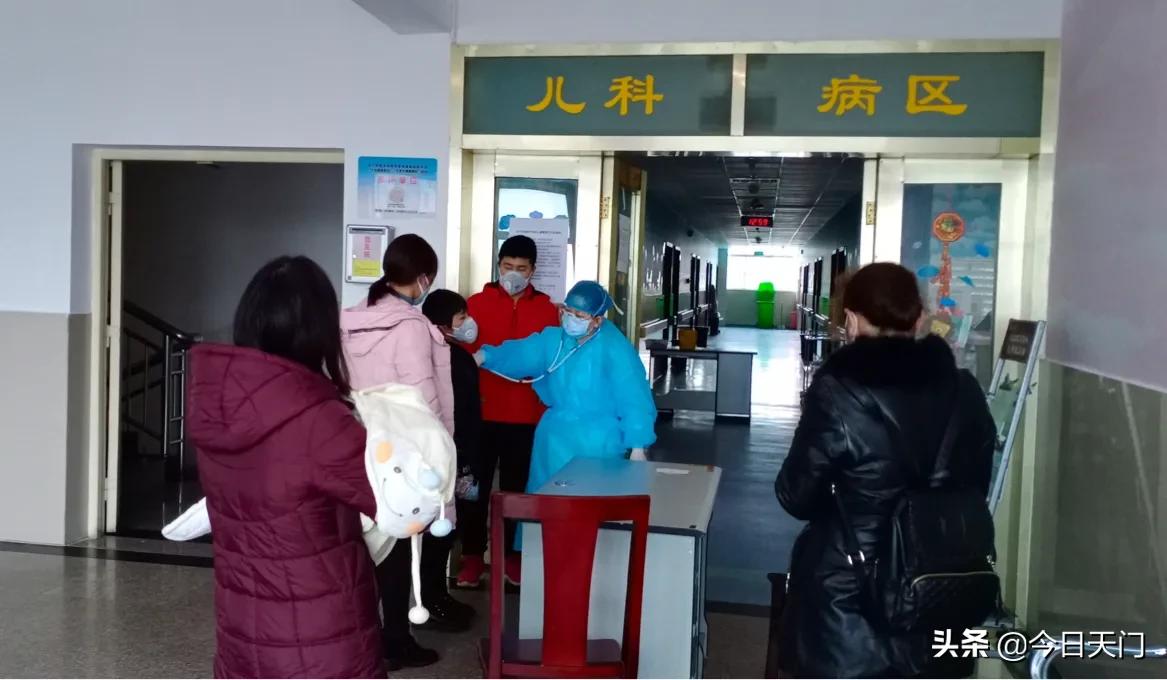 抗击新冠疫情团结一心,武汉医院众志成城抗击疫情