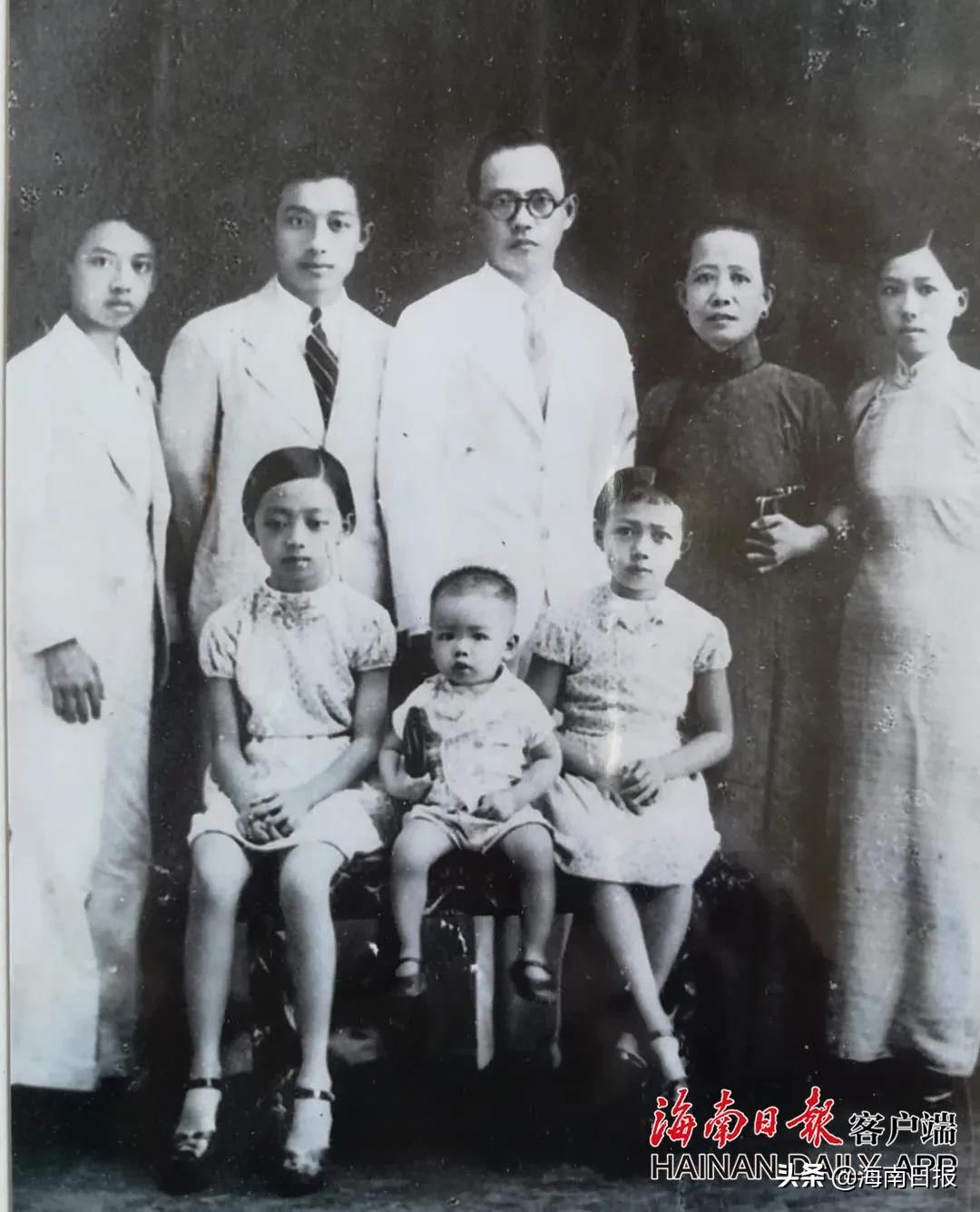 “八百壮士”所属五二四团,团长韩宪元系海南文昌人