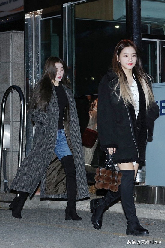 裴珠泫这是什么神颜值？简单大衣配靴子，灰色美瞳超迷离，太美了