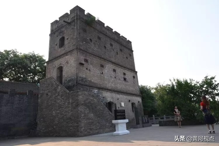 两日后17万义马人民携手国家级文学大咖共同领略能化新城风采！