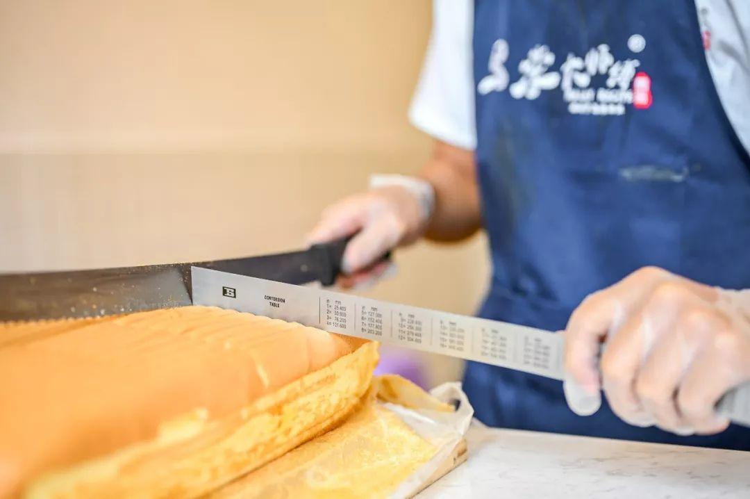 抖臀3兄弟，自带爆浆特效，香了一条街，不允许你没吃过