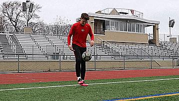 颠球技巧入门小学生3岁,五个适合初学者的颠球技巧