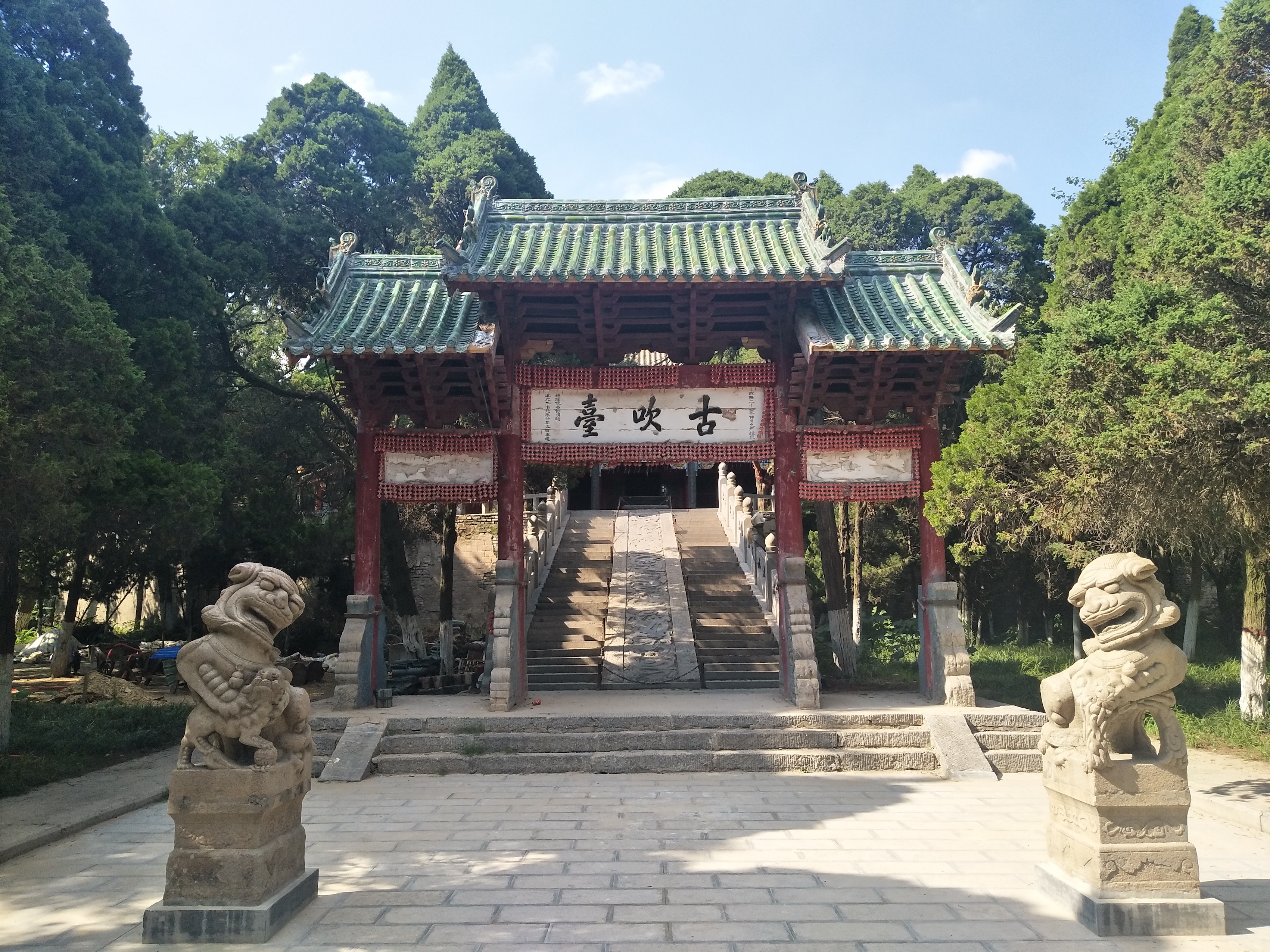 开封免门票的景点推荐,独自一人游遍中国开封住宿