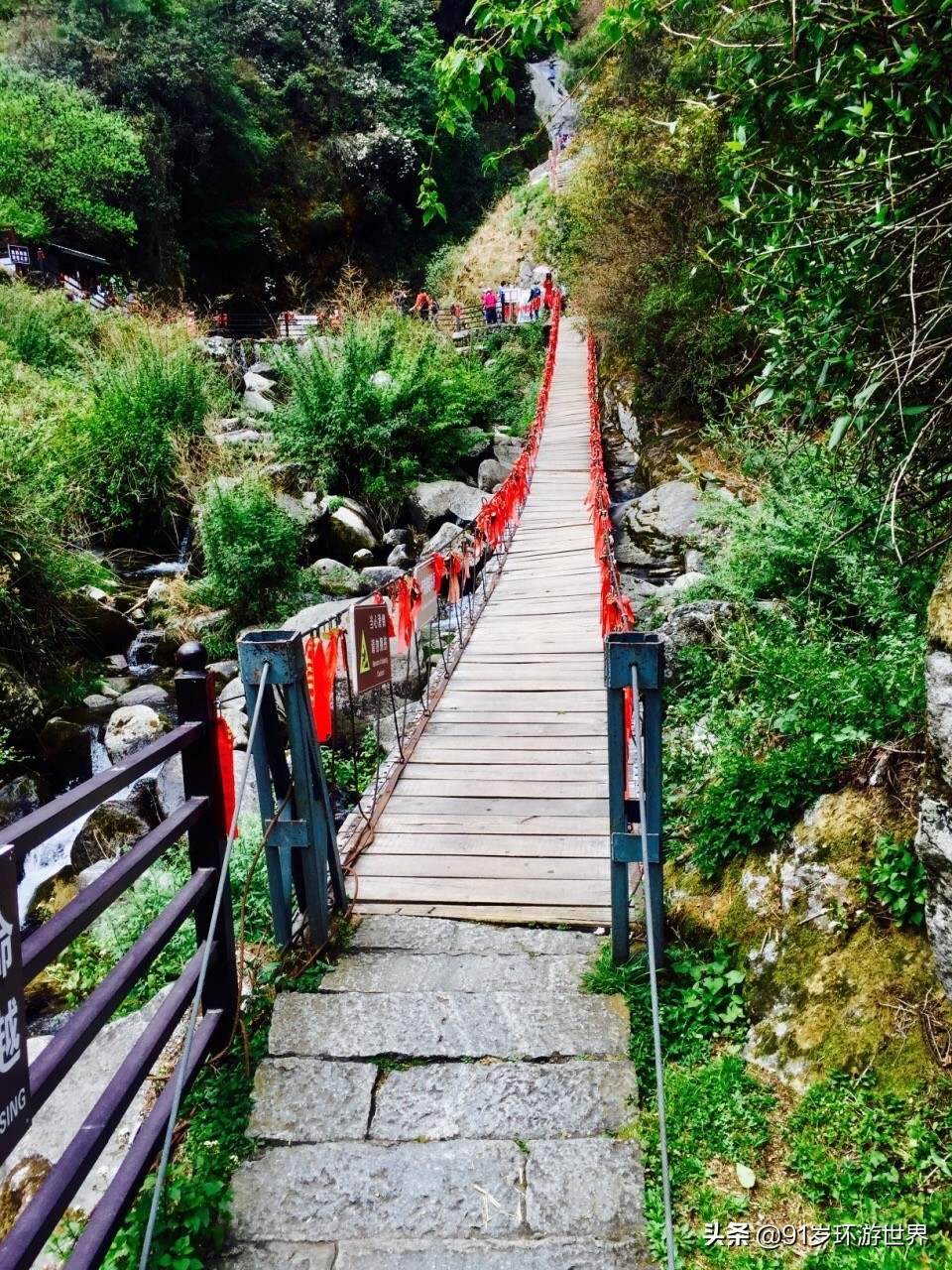 大理苍山真的不仅仅是大家站在洱海边，远远看着就能知道他的美了