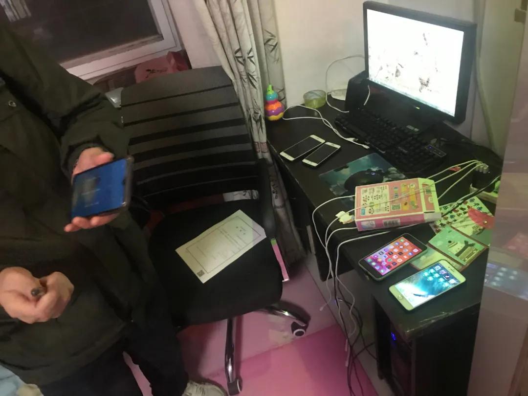 肥水不流外人田，一家子靠淫秽色情网站来赚钱