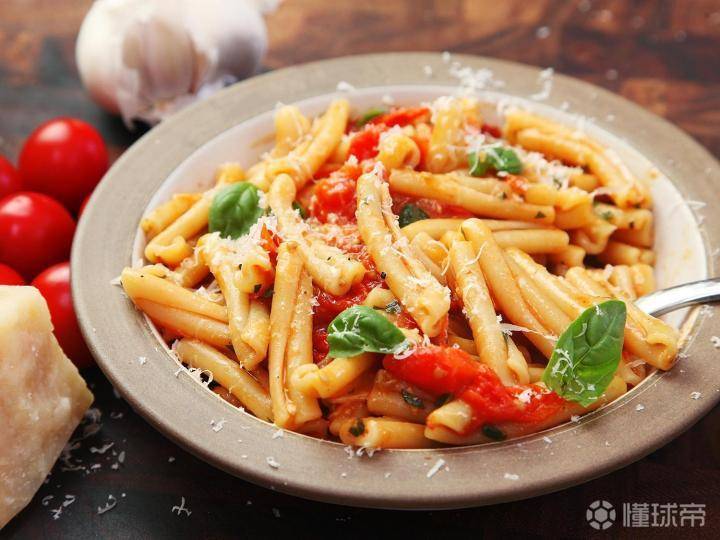 c罗麦当劳,像c罗