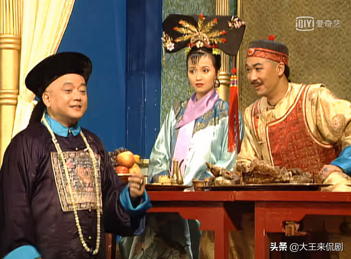 霞儿是刘墉的小妾吗,霞儿给刘墉找小妾