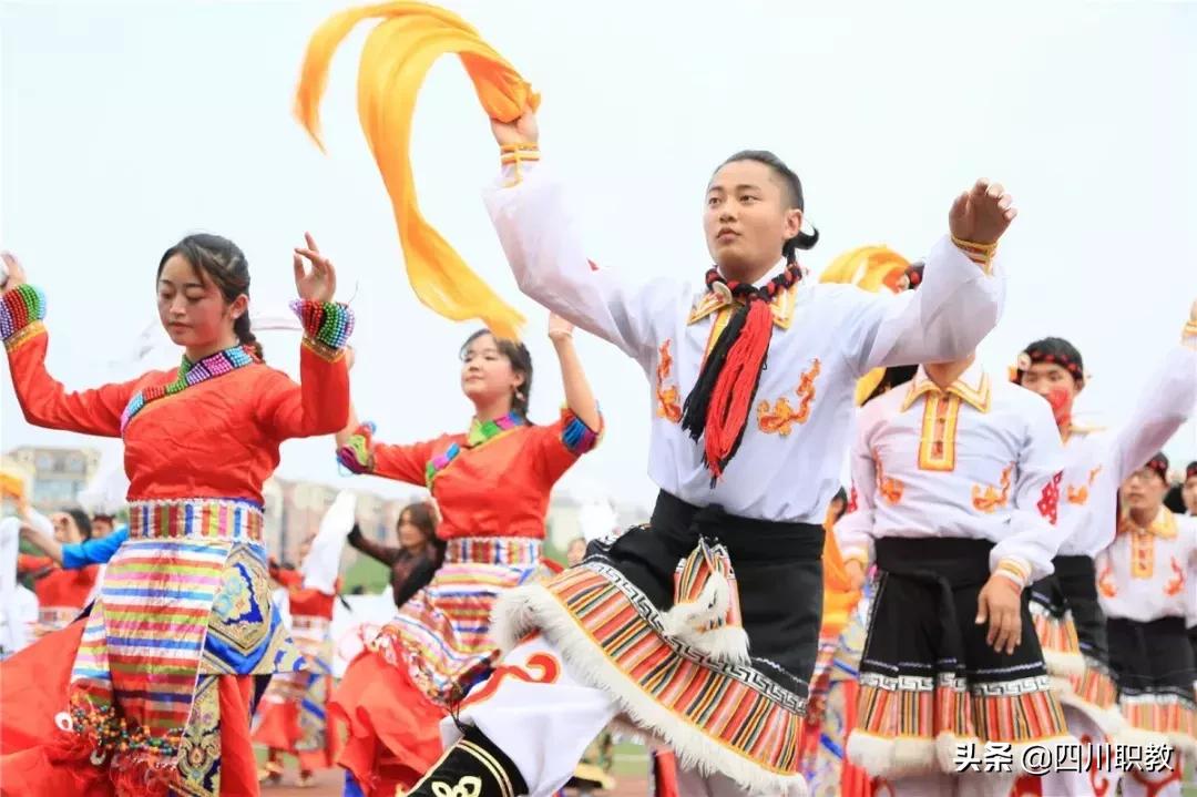 成都这场高校运动会,秀出了四川大学生的精气神!
