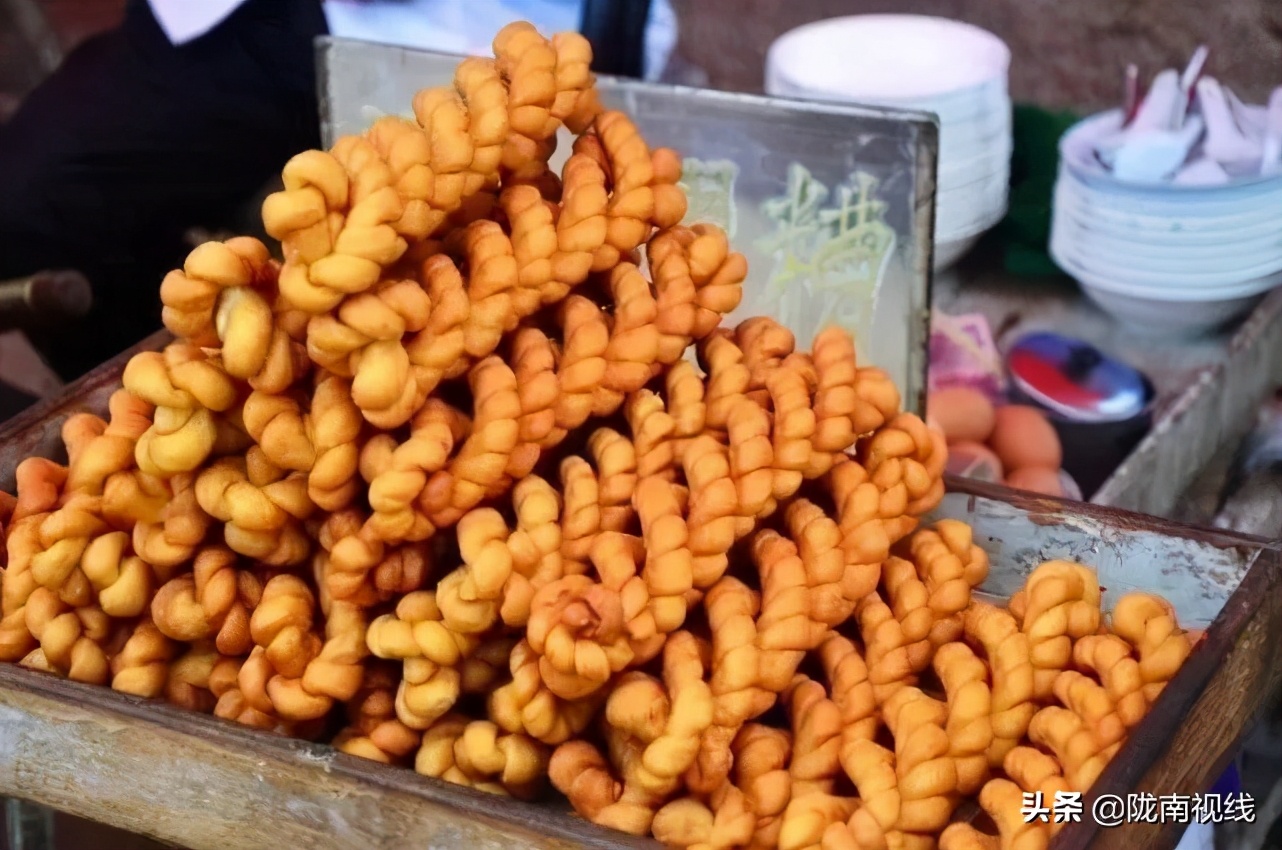 椋庡摜寰掓鐩存挱,闄囧崡椋庡摜璧勮