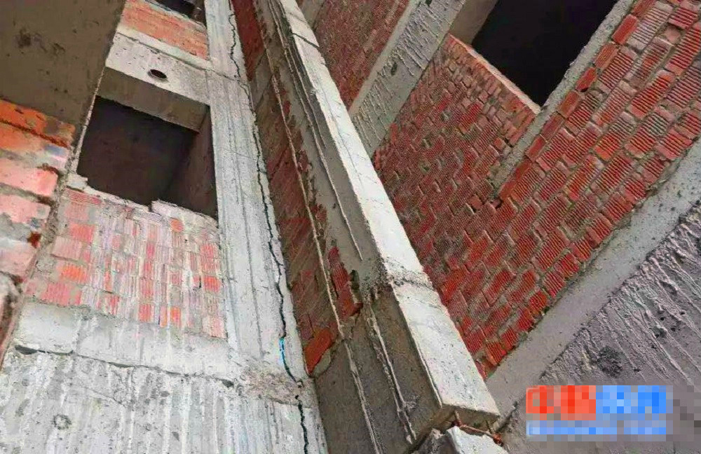 金科10栋洋房沉降原因,重庆金科洋房重建