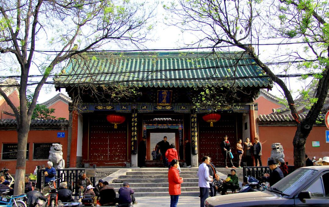 郑州大城隍庙,郑州城隍庙里面讲解