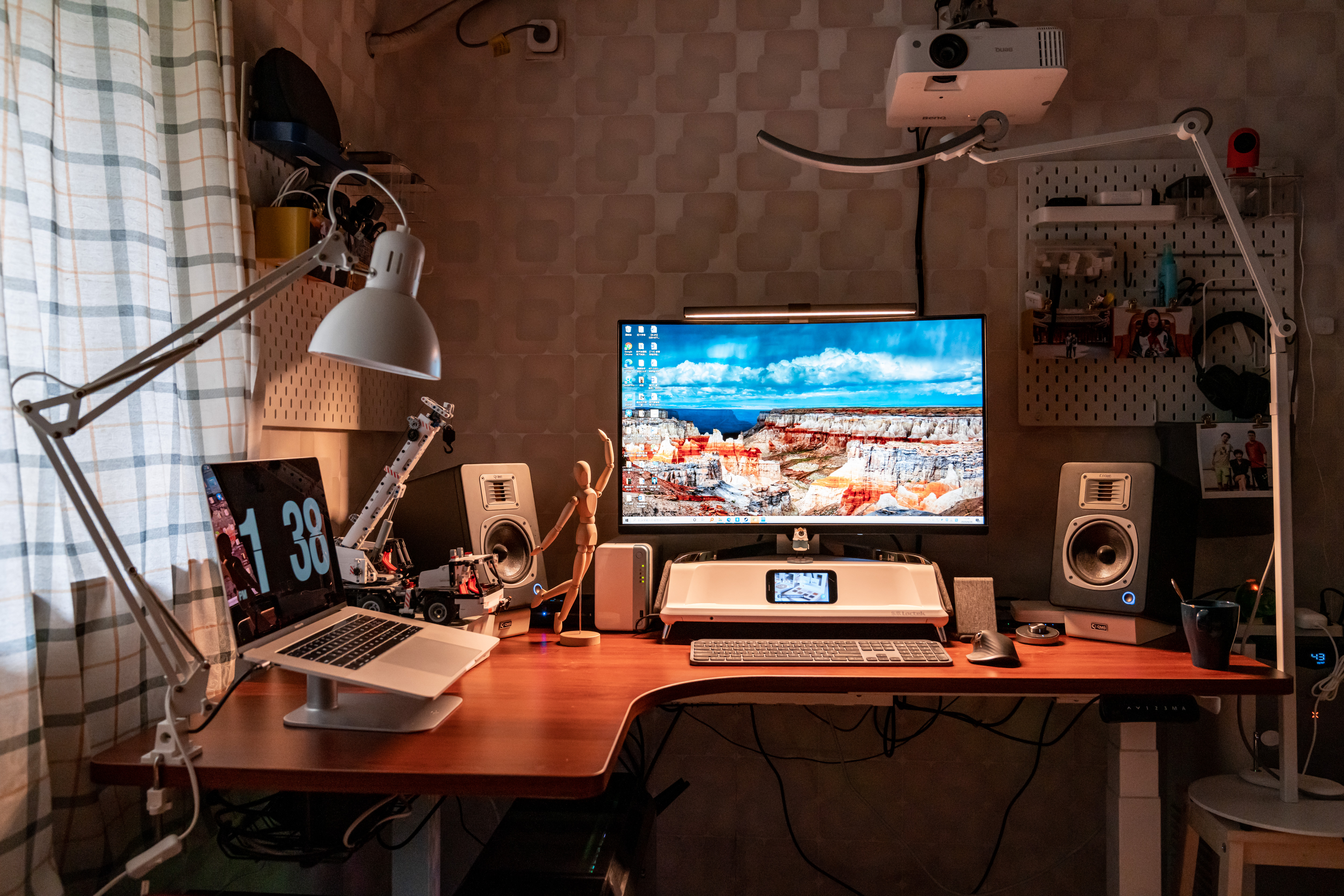 打造理想的居家办公环境:乐歌升降桌/台+明基灯具晒单