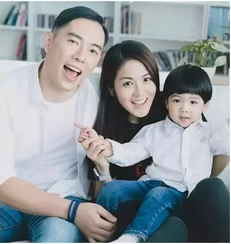 39岁tvb小生宣布爱妻怀上第三胎,37岁前tvb帅气型男