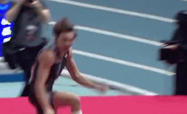 是谁打破了布勃卡的纪录,破了4次世界纪录