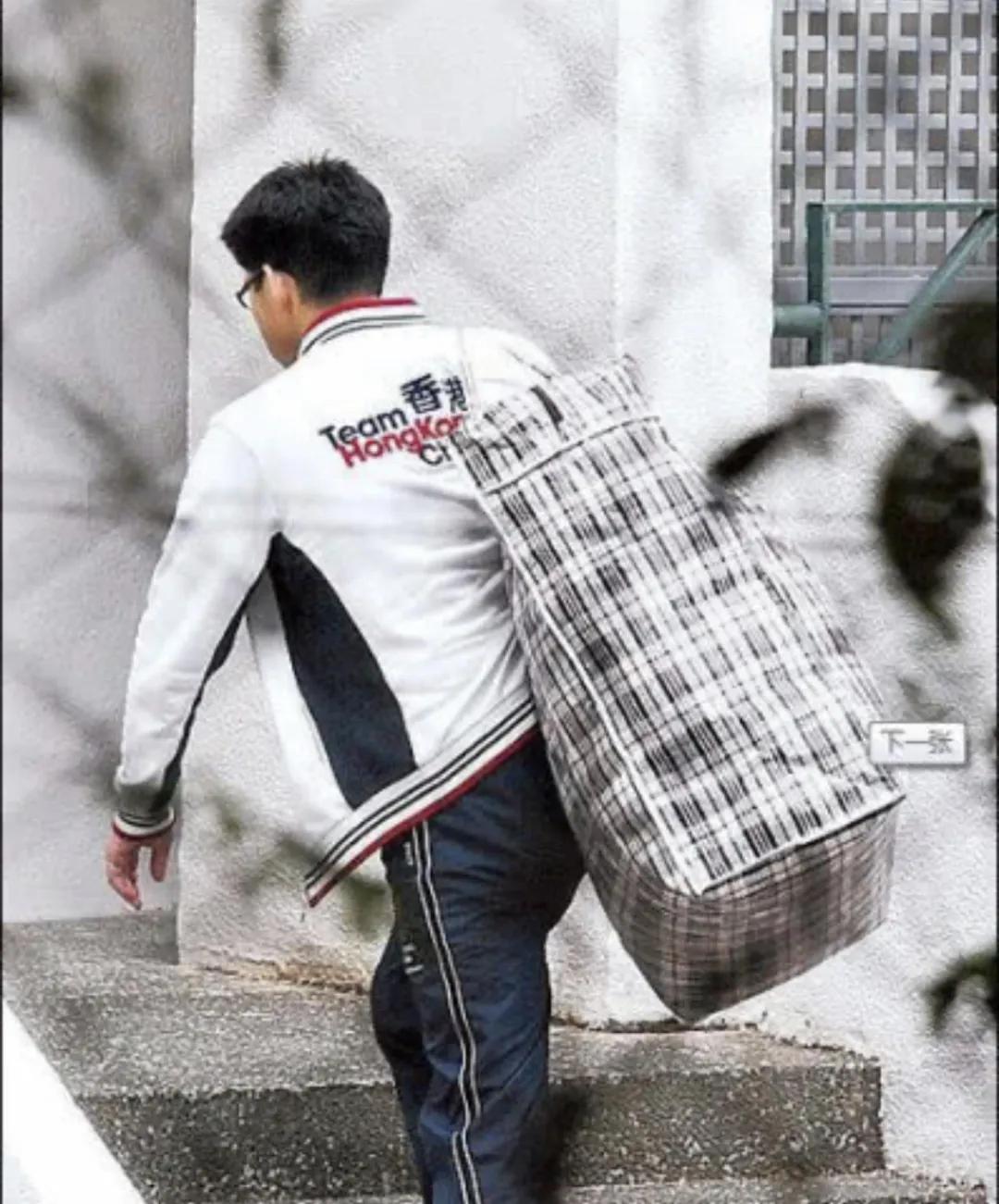 三房太太，13名子女，争夺几百亿家产，霍家宫斗比港剧精彩多了