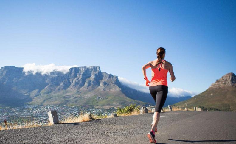 跑步锻炼多长时间能跑马拉松,注意这6点养成正确的跑步姿势