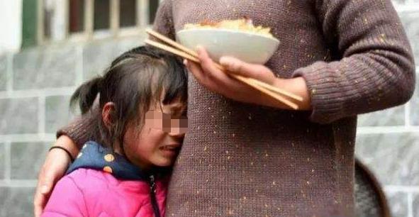 “妈妈，同桌总是摸我”，妈妈的做法，挽救了女儿的一生