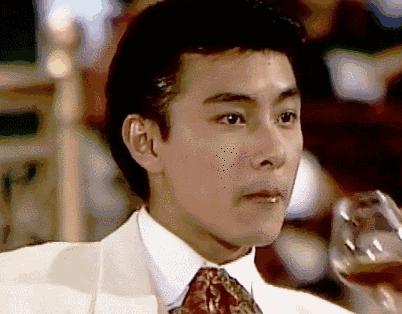 张卫健影视剧被打,年轻时候的张卫健光头