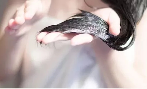 蓬松柔顺氨基酸洗发水,不出油持久留香洗发水