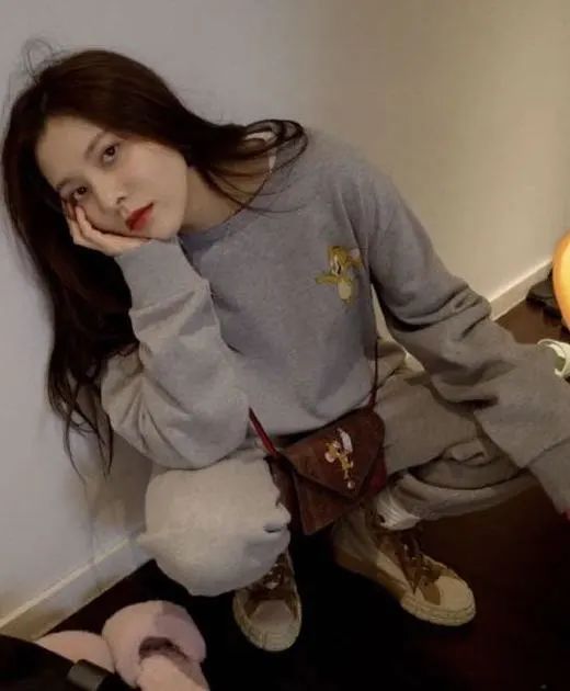 今年流行的帆布鞋品牌,今年流行的帆布鞋颜色学生