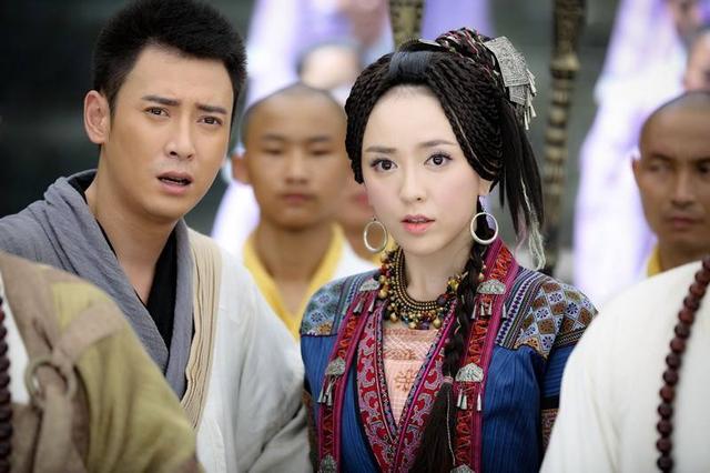 笑傲江湖五仙教教主蓝凤凰,五仙教蓝凤凰救令狐冲