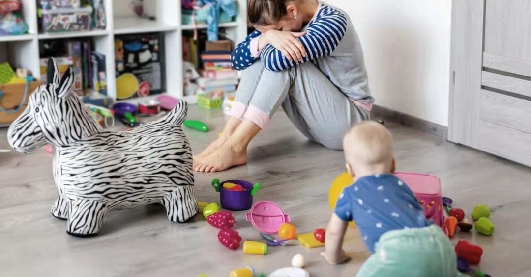 生完孩子变丑了看见就恶心,老婆生完孩子变丑不喜欢了怎么办