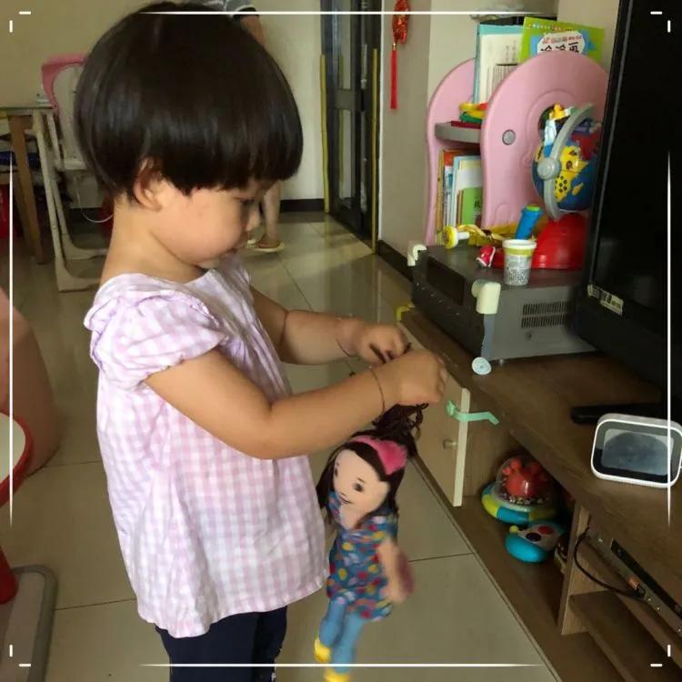 100cm濞冨▋浜哄伓妯″瀷鍙崲琛ｆ湇,濞冨▋浜哄伓鍙寲濡嗗彲鎹㈣。