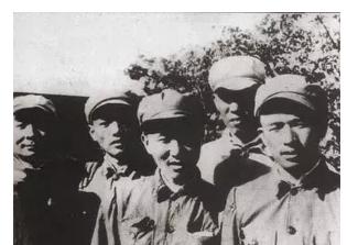 唯一担任过副总理的开国中将，毛*东泽**称其为帅才，周恩来苦撑危局的左膀右臂