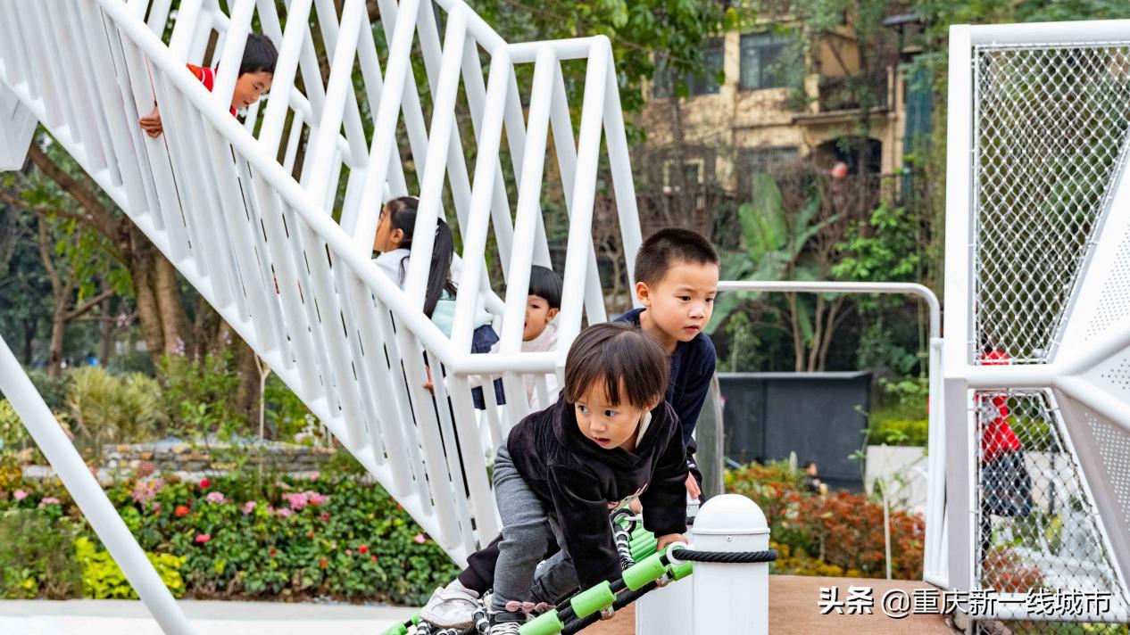 世界之旅重庆,世界之旅全文图片