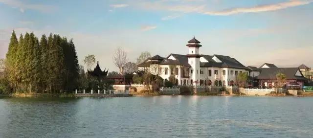 乌镇雅园养老公寓开发强度,绿城乌镇雅园养老院营销模式