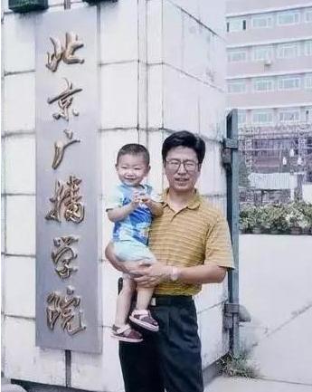 央视谈撤侨,撤侨令王宝强视频