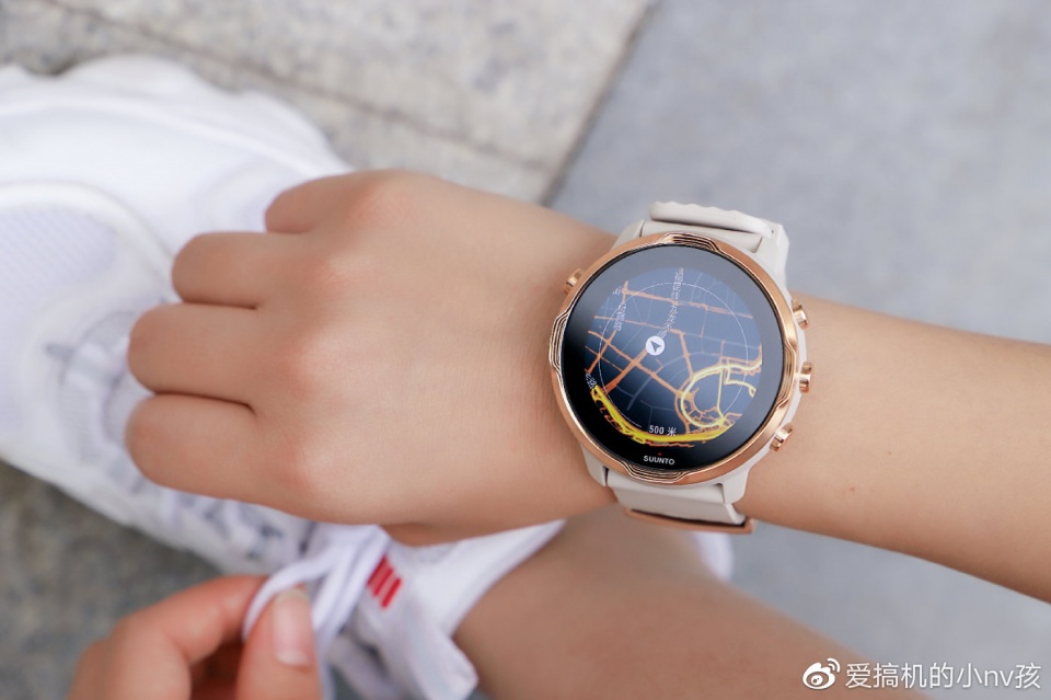 颂拓suunto7智能手表,颂拓suunto7